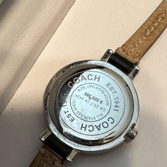 Coach Legacy Signature Western Silver Face Black Leather BandβοΈπ - Picture 8 of 9